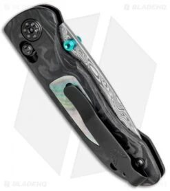 Benchmade 698-181 Foray Gold Class AXIS Lock Knife Marbled CF (3.2" Damasteel) 8 Benchmade 698-181 Foray Gold Class AXIS Lock Knife Marbled CF (3.2" Damasteel) -Benchmade Sales Store Benchmade 698 181 Foray Gold Class AXIS Lock Marbled CF Damasteel BHQ 78756 jr side