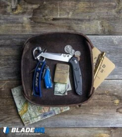 Benchmade 940 Osborne AXIS Lock Knife Green (3.4" Satin) -Benchmade Sales Store Benchmade 940 2 Osborne AXIS Lock Knife Black G 10 Satin 940 2 BHQ 36208 lifestyle web 1